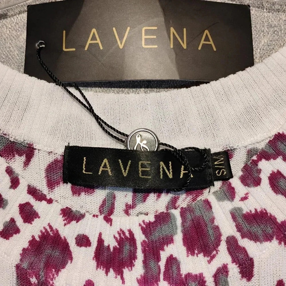 Lavena NWT Women's Ribbed Sweater White/Purple/Gray Animal Print in  Size Small - Picture 2 of 11
